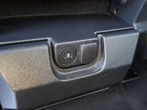 Used 2025 Ford F250 XLT AWD/4WD image 11