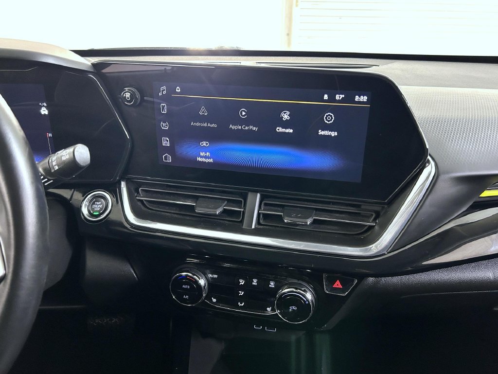 Certified 2025 Chevrolet Trax ACTIV FWD image 13