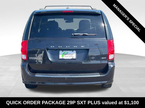 Used 2016 Dodge Grand Caravan SXT FWD image 3