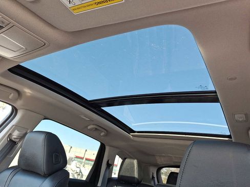 Used 2022 Acura MDX image 13