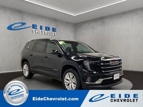 Used 2024 GMC Acadia Elevation image 1