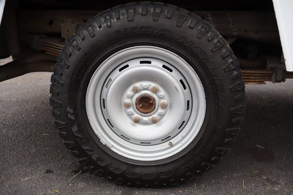 Used 1988 Chevrolet Silverado 2500 4x4 Regular Cab image 36