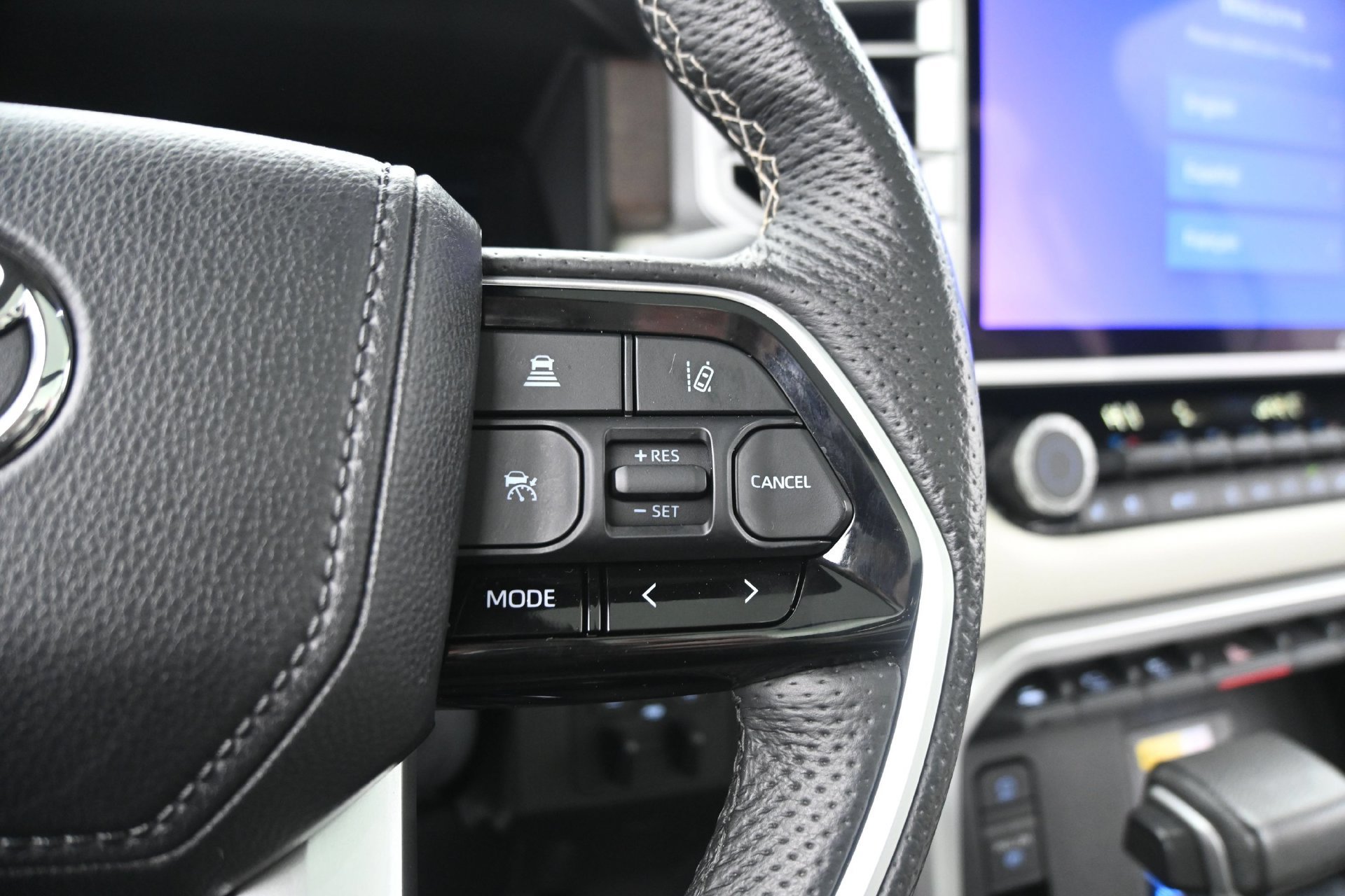 Used 2023 Toyota Tundra Capstone AWD/4WD image 25