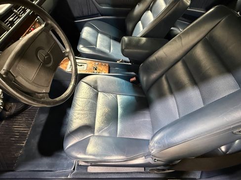 Used 1990 Mercedes-Benz 300 CE Coupe image 20