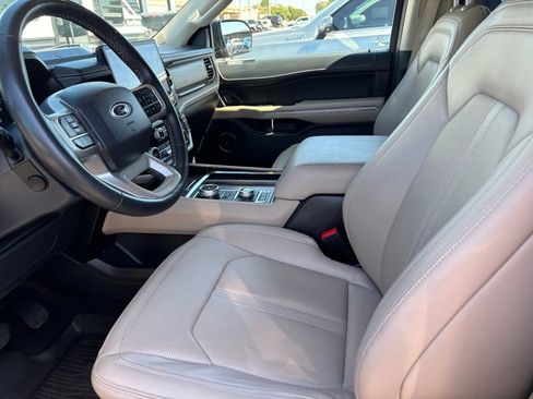 Used 2024 Ford Expedition Limited AWD/4WD image 11