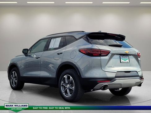 Used 2023 Chevrolet Blazer LT FWD image 6