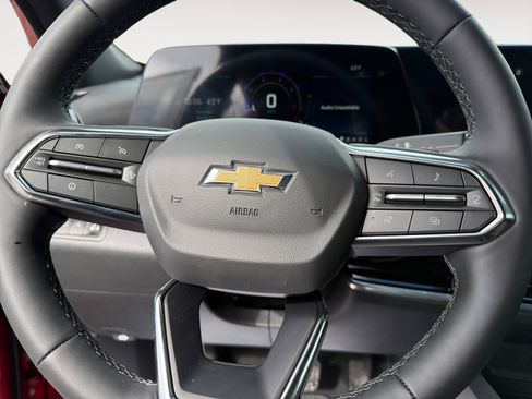 New 2026 Chevrolet Equinox LT image 11