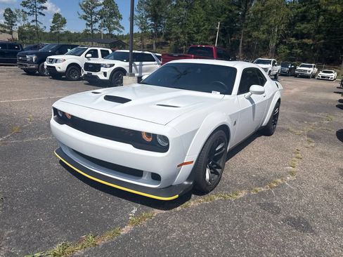 Used 2023 Dodge Challenger R/T Scat Pack RWD image 4