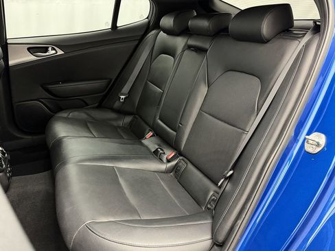 Used 2018 Kia Stinger GT image 29