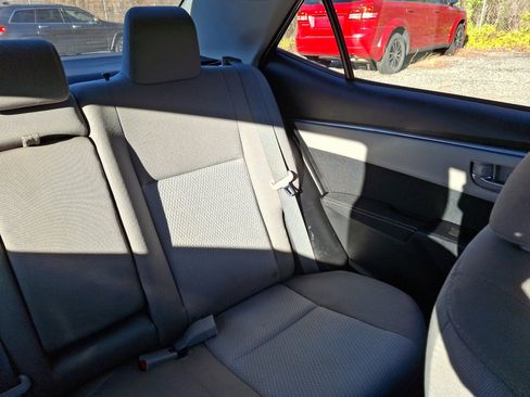 Used 2016 Toyota Corolla L image 20