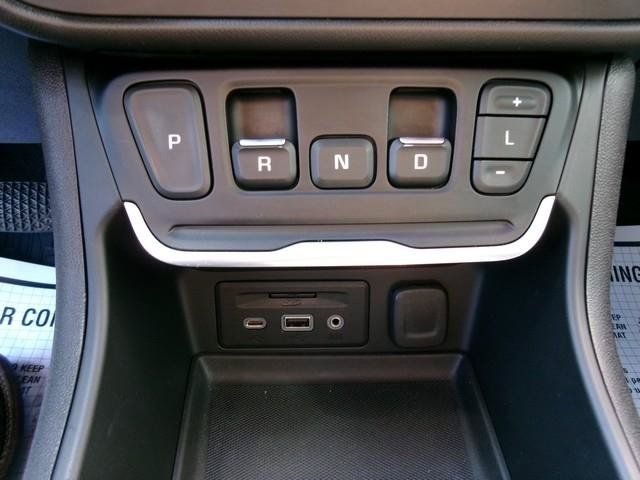 Used 2020 GMC Terrain Denali w/ GMC Pro Grade Package AWD/4WD image 15