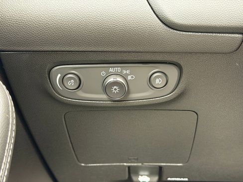 Used 2023 Buick Encore GX Preferred w/ Cold Weather Comfort Package image 12