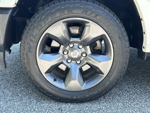 Used 2023 RAM 1500 Big Horn AWD/4WD image 9