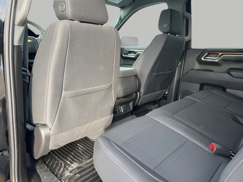 Used 2024 Chevrolet Silverado 1500 LT image 26
