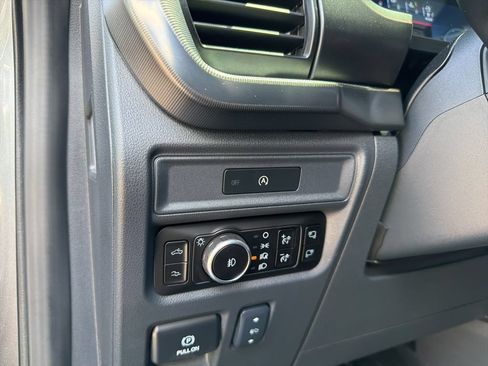 Used 2025 Ford F150 Raptor AWD/4WD image 14