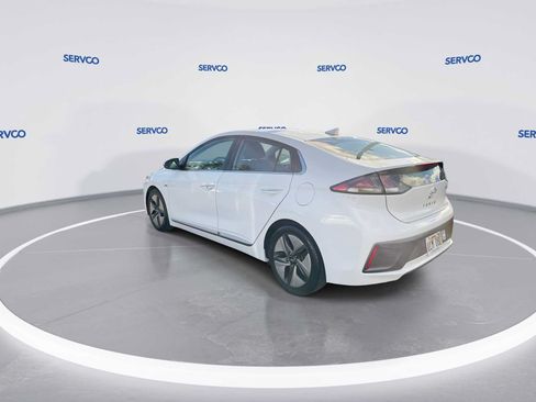 Used 2020 Hyundai Ioniq Limited FWD image 6