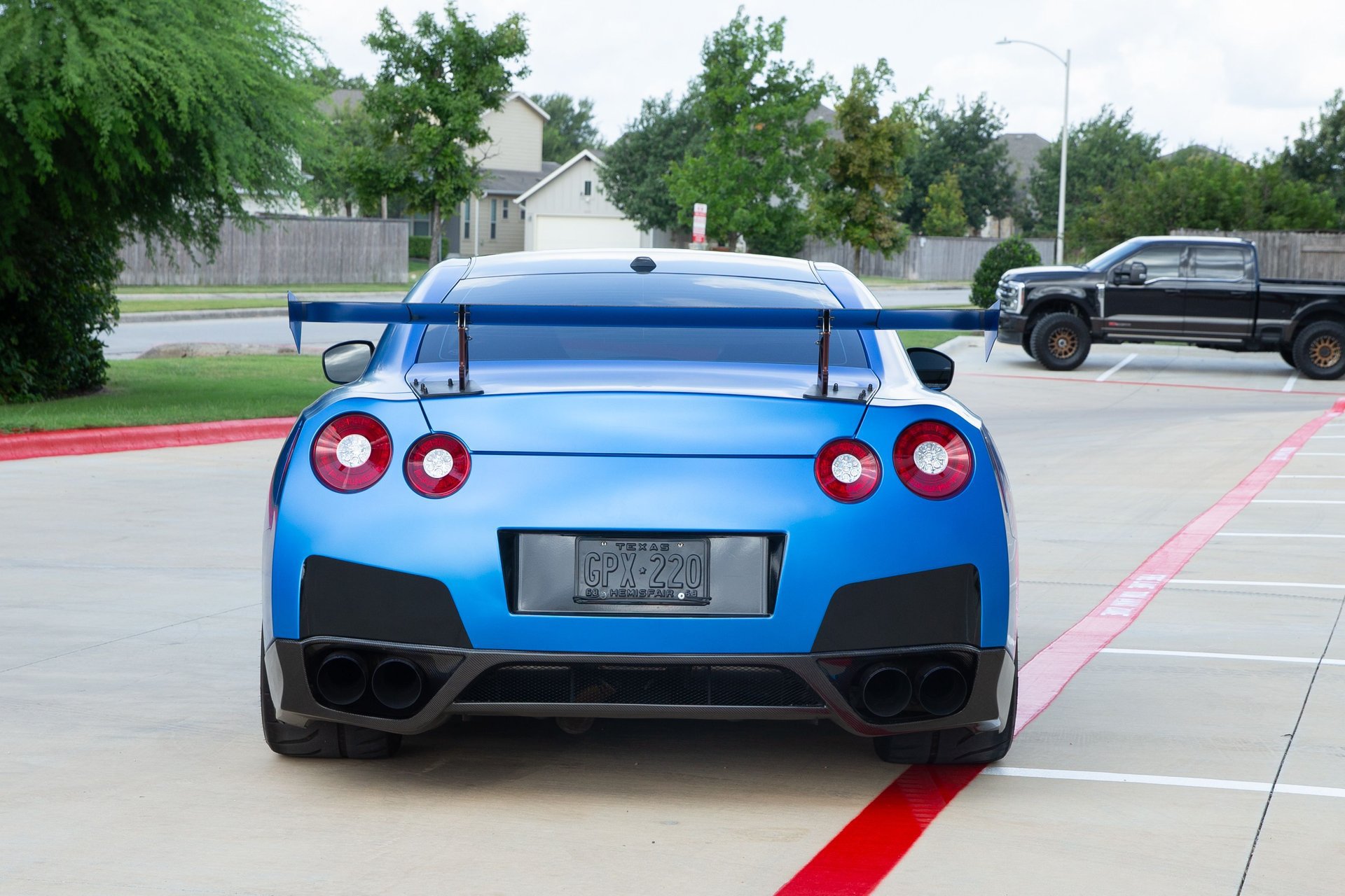 Used 2009 Nissan GT-R Premium AWD/4WD image 8