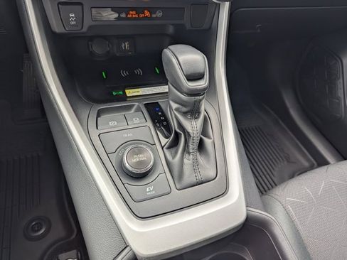 Used 2024 Toyota RAV4 XLE image 26