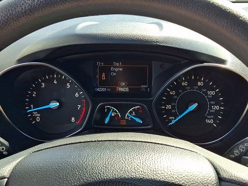 Used 2017 Ford Escape SE FWD image 23