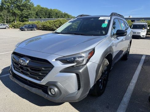 Certified 2024 Subaru Outback Onyx Edition AWD/4WD image 2