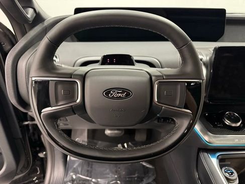 New 2025 Ford Expedition Platinum w/ Stealth Performance Package image 19