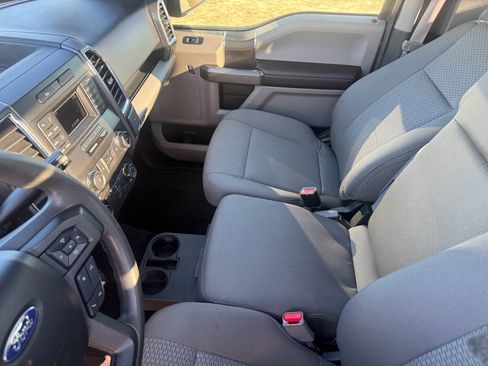 Used 2016 Ford F150 XLT image 18