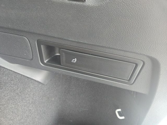 Used 2020 Volkswagen Tiguan S AWD/4WD image 8