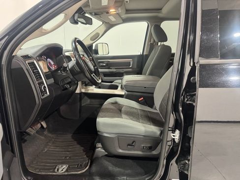 Used 2020 RAM 1500 Warlock AWD/4WD image 14