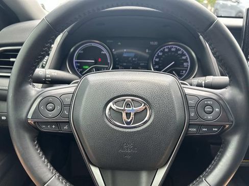 Used 2021 Toyota Camry XSE FWD image 29