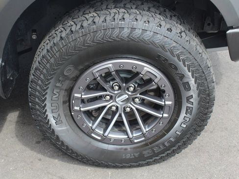 Used 2019 Ford F150 Raptor w/ Equipment Group 802A Luxury image 28