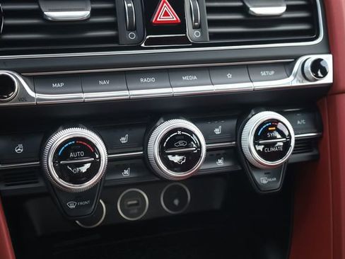 Used 2023 Genesis G70 3.3T w/ Sport Prestige Package image 18