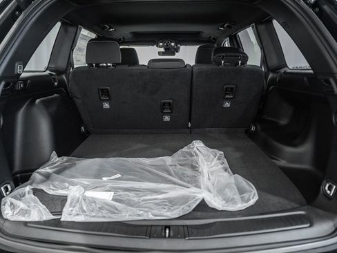 New 2025 Jeep Grand Cherokee Laredo X w/ Luxury Tech Group I image 9