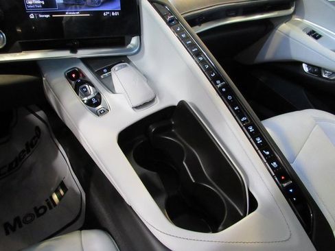 Used 2022 Chevrolet Corvette Stingray Preferred Cpe w/ 2LT image 17