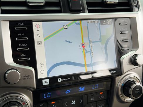 Used 2020 Toyota 4Runner Limited AWD/4WD image 19