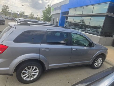 Used 2016 Dodge Journey SXT w/ Comfort/Convenience Group AWD/4WD image 3