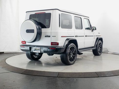 Certified 2025 Mercedes-Benz G 63 AMG 4MATIC image 35