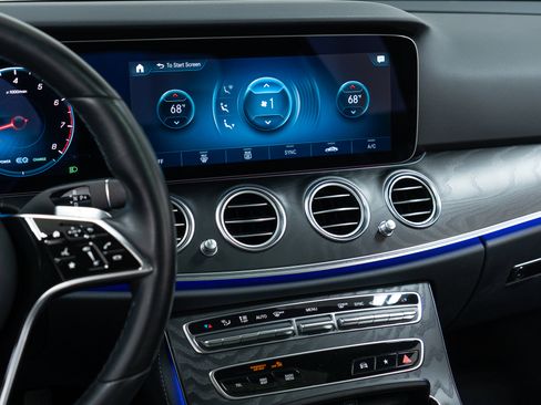 Certified 2023 Mercedes-Benz E 450 4MATIC Sedan image 19