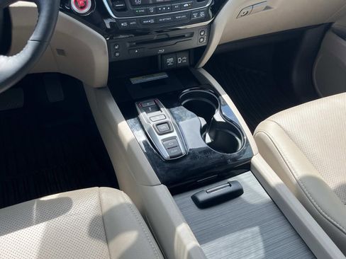 Used 2021 Honda Pilot Elite image 14