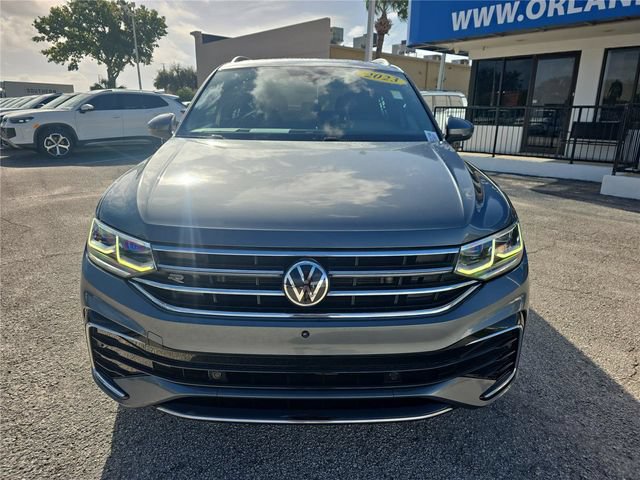 Used 2023 Volkswagen Tiguan SEL R-Line AWD/4WD image 2