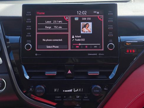 Used 2023 Toyota Camry XSE image 21