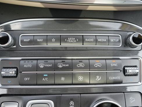 Certified 2021 Hyundai Santa Fe Limited AWD/4WD image 37