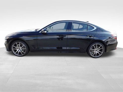 Used 2026 Genesis G70 2.5T Prestige RWD image 6