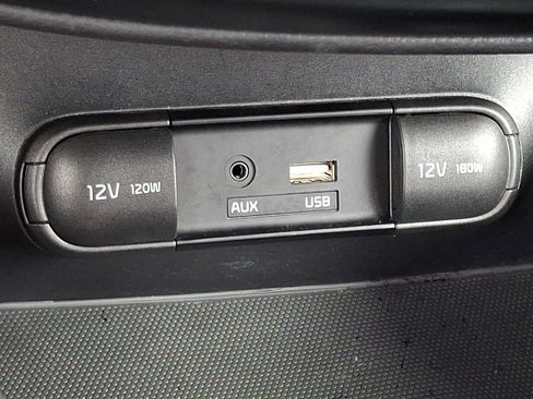 Used 2016 Kia Soul FWD image 22