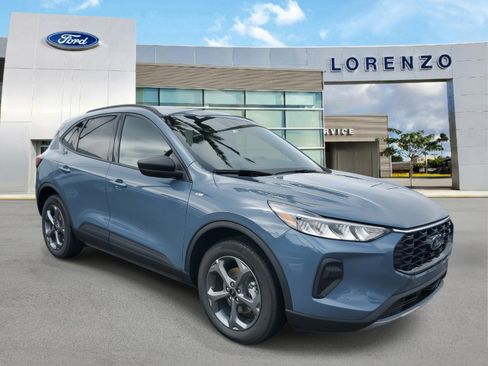 New 2025 Ford Escape ST-Line w/ Equipment Group 301A image 3