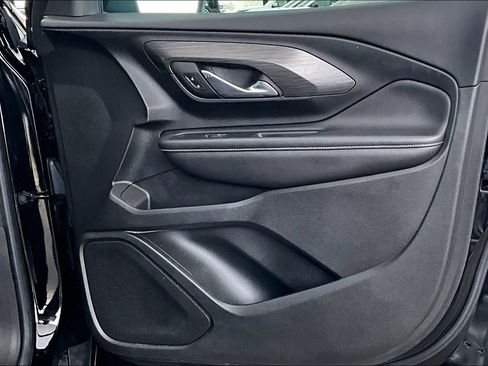 Used 2022 GMC Terrain SLE w/ Driver Convenience Package image 21