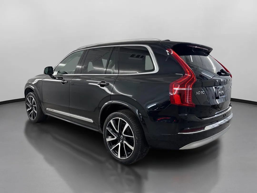 Used 2022 Volvo XC90 T8 Inscription Expression w/ Climate Package AWD/4WD image 7