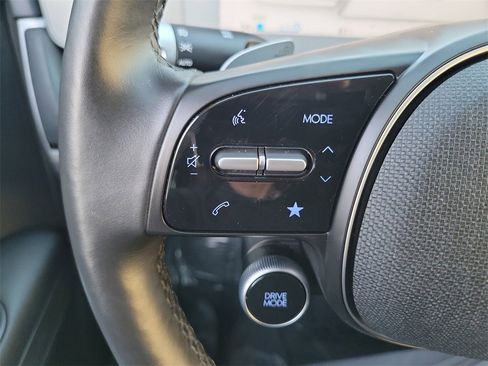 Used 2024 Hyundai Ioniq 5 SEL image 5