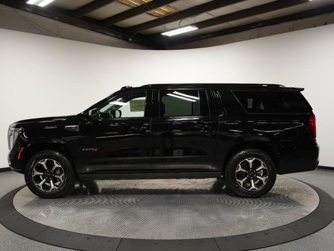 New 2026 GMC Yukon XL AT4 w/ AT4 Premium Plus Package AWD/4WD image 7