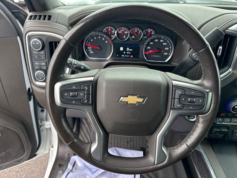Used 2022 Chevrolet Silverado 1500 LTZ image 17