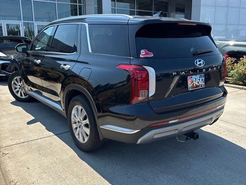 Used 2023 Hyundai Palisade SEL FWD image 9